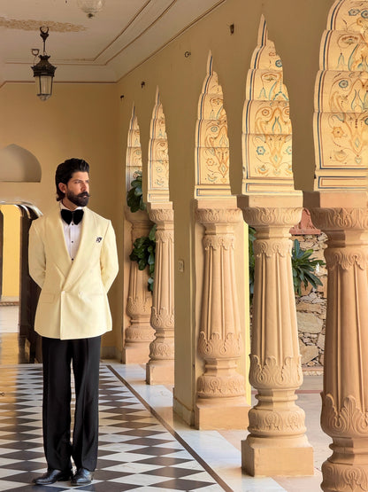 Ivory Tuxedo | Made for Royalty