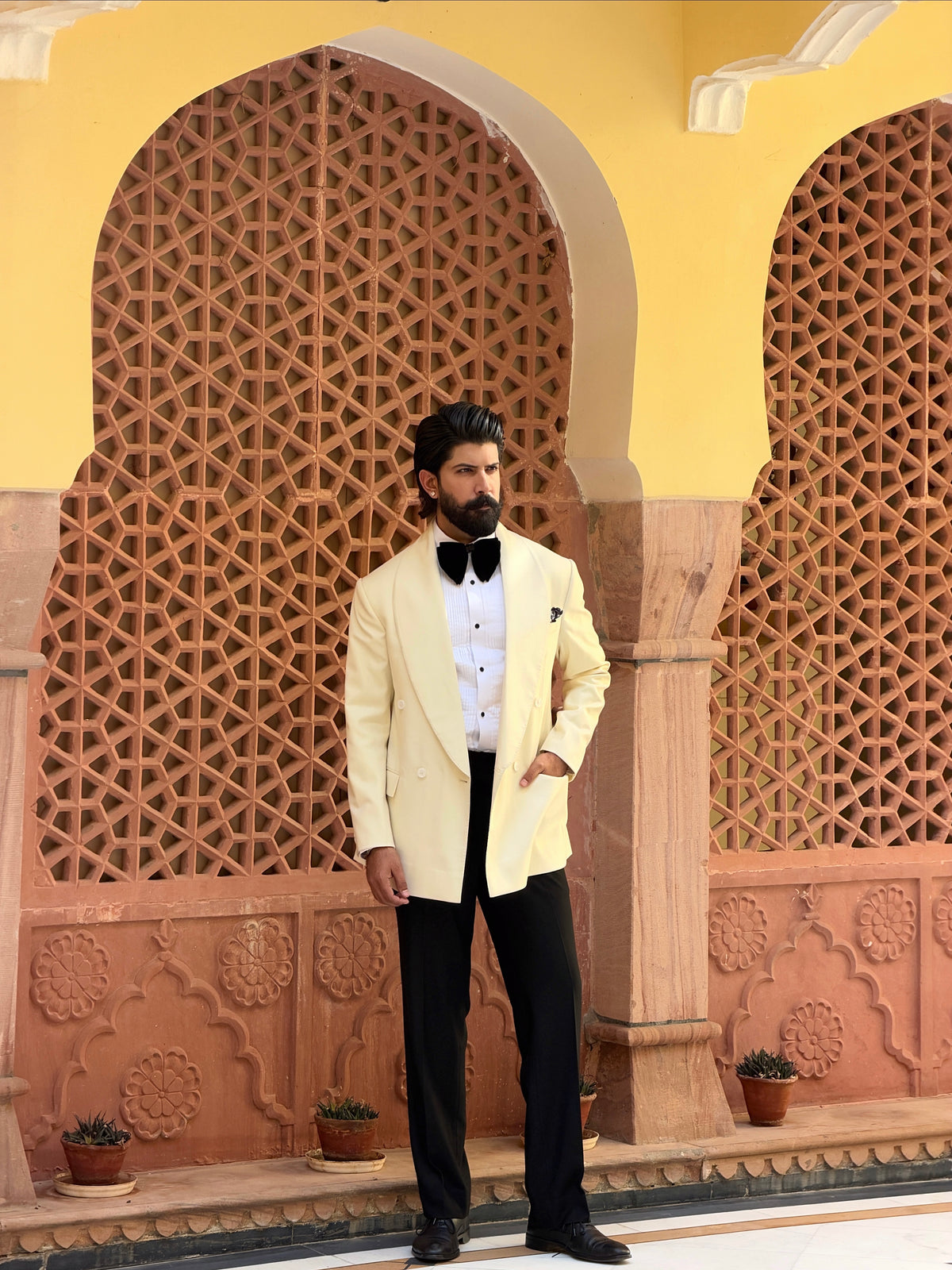 Ivory Tuxedo | Made for Royalty