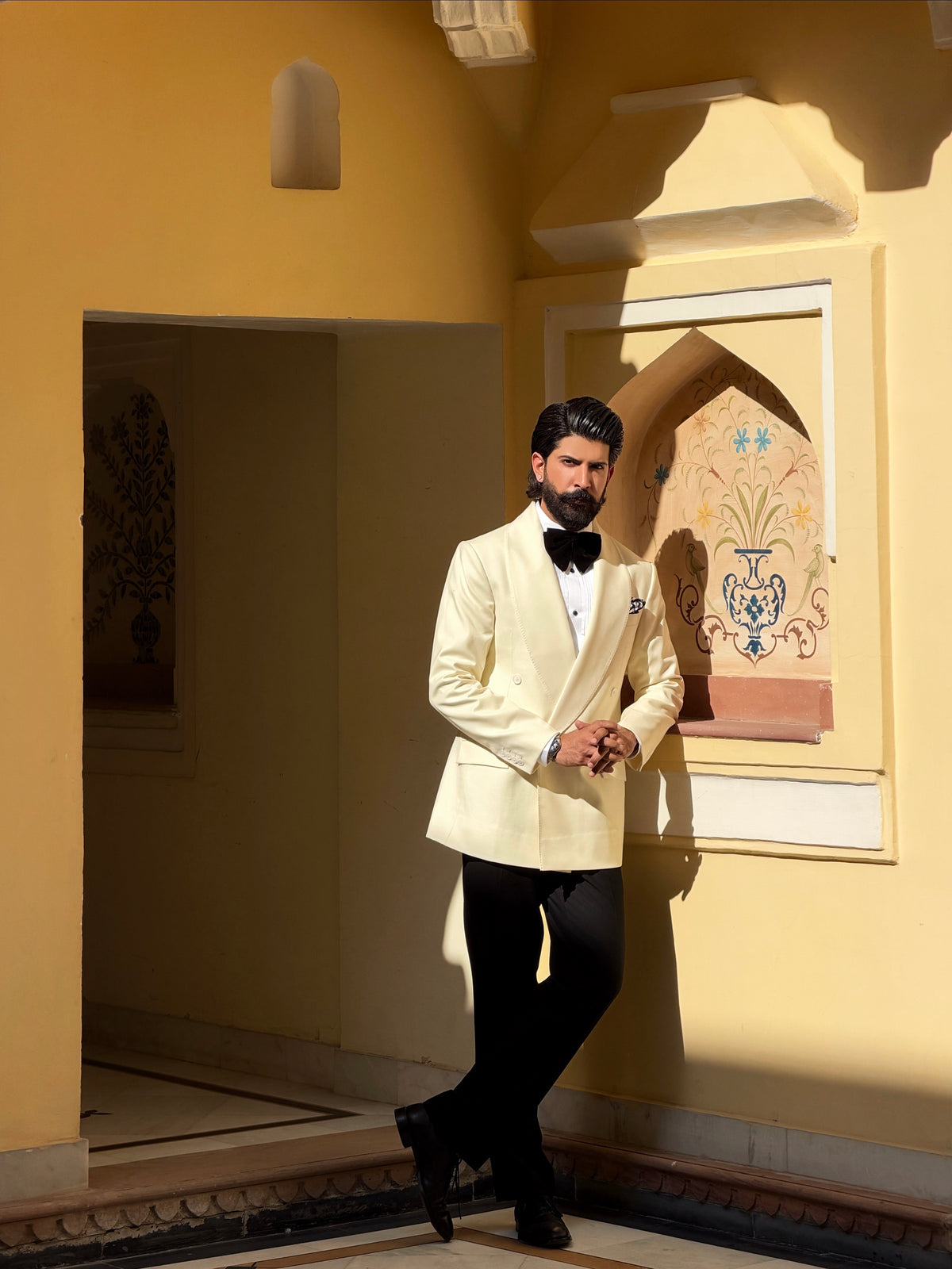 Ivory Tuxedo | Made for Royalty